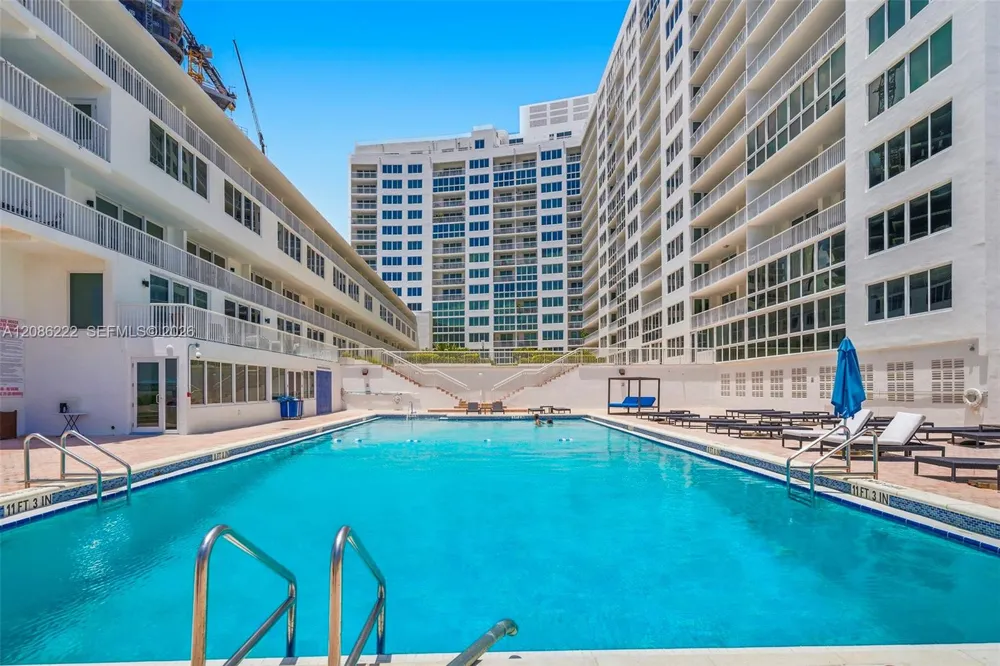 5401 Collins Ave #108 Miami Beach, FL 33140