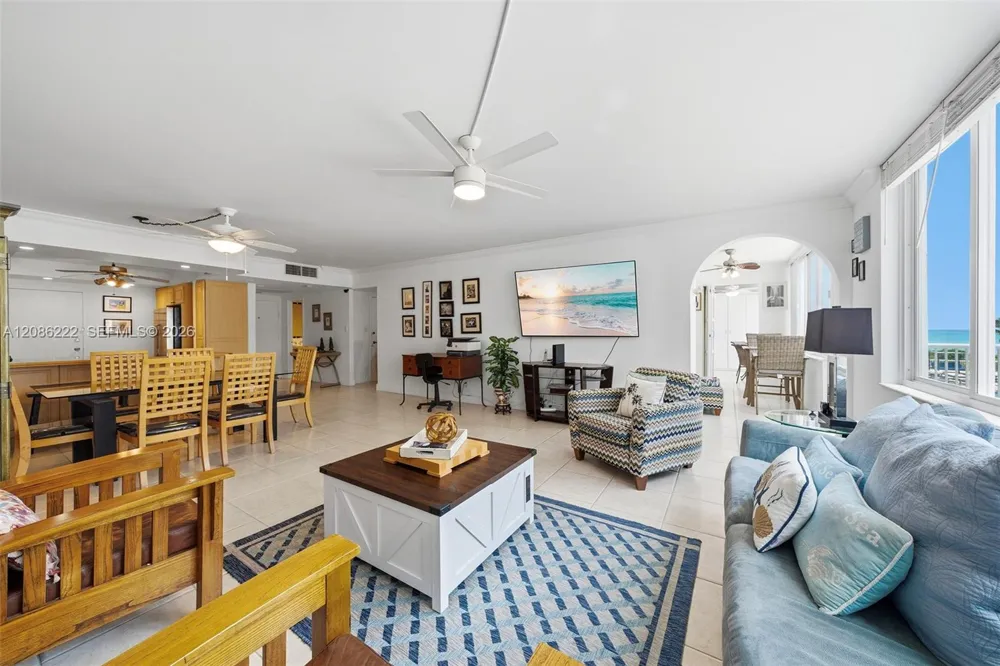 5401 Collins Ave #108 Miami Beach, FL 33140