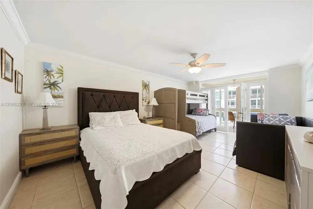5401 Collins Ave #108 Miami Beach, FL 33140