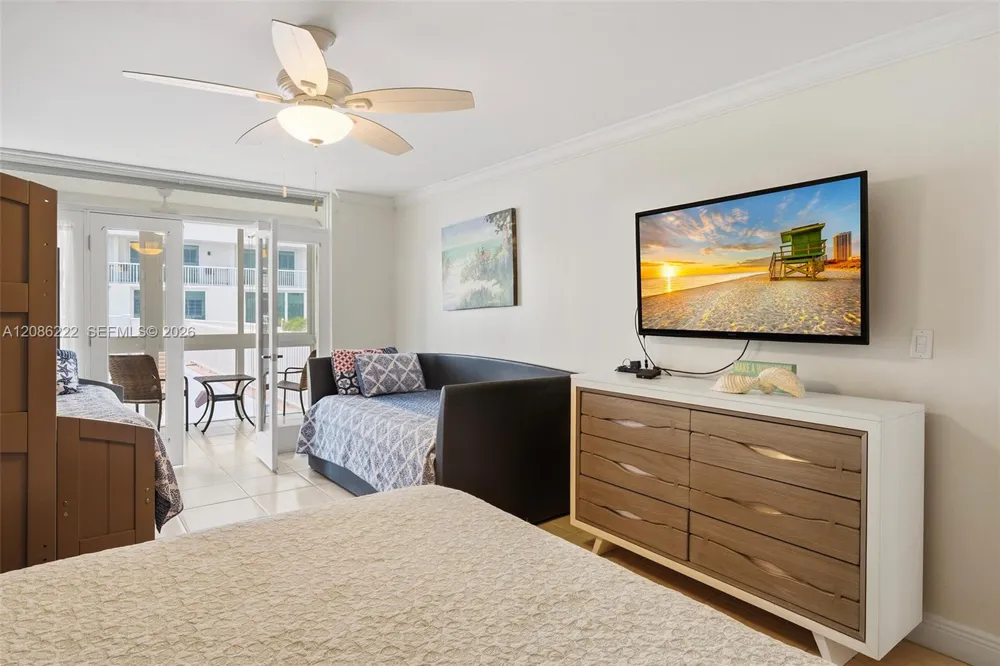 5401 Collins Ave #108 Miami Beach, FL 33140
