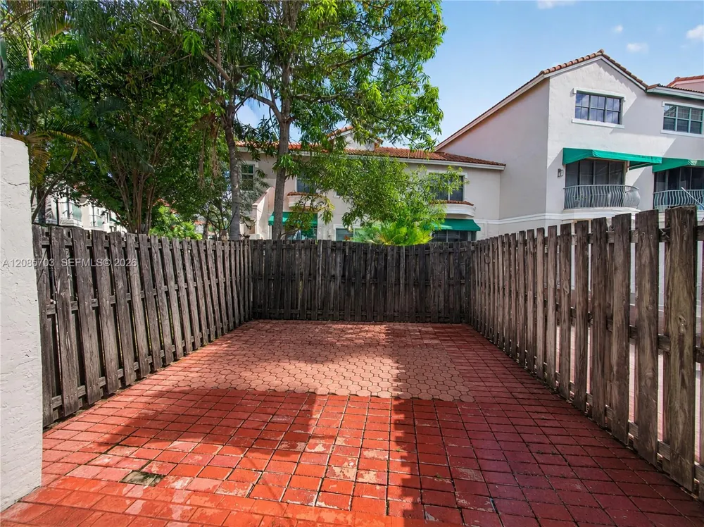 1354 NW 126th Way Sunrise, FL 33323