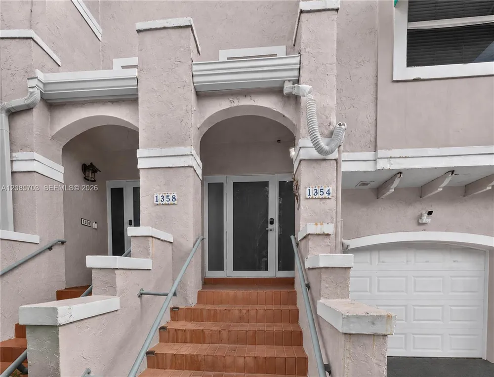 1354 NW 126th Way Sunrise, FL 33323