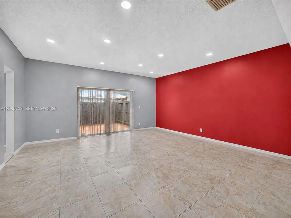 1354 NW 126th Way Sunrise, FL 33323