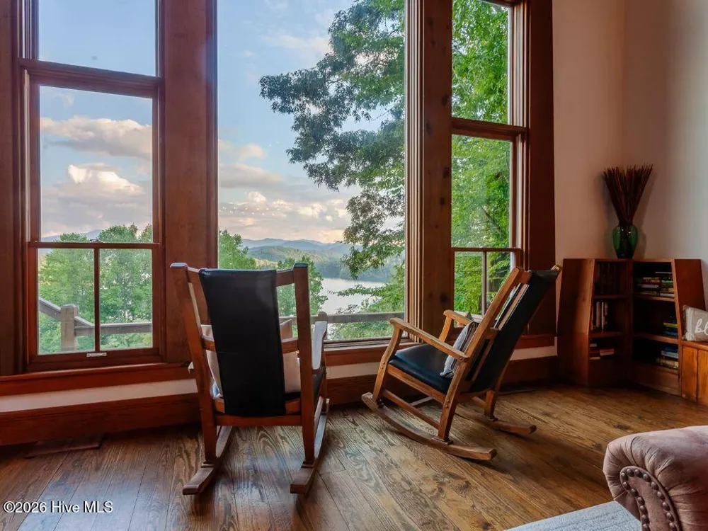 67 Indian Trail Lake Santeetlah, NC 28771