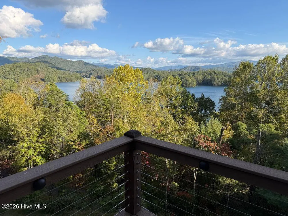 67 Indian Trail Lake Santeetlah, NC 28771