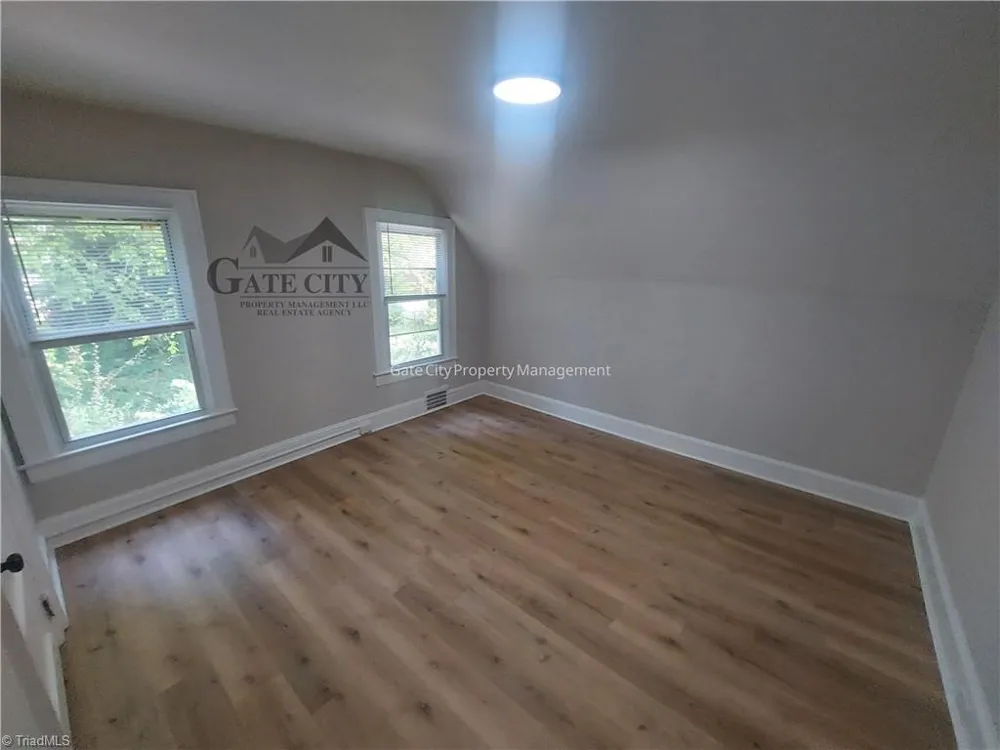 1207 Day Place High Point, NC 27260