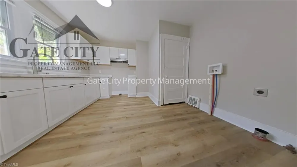 1207 Day Place High Point, NC 27260