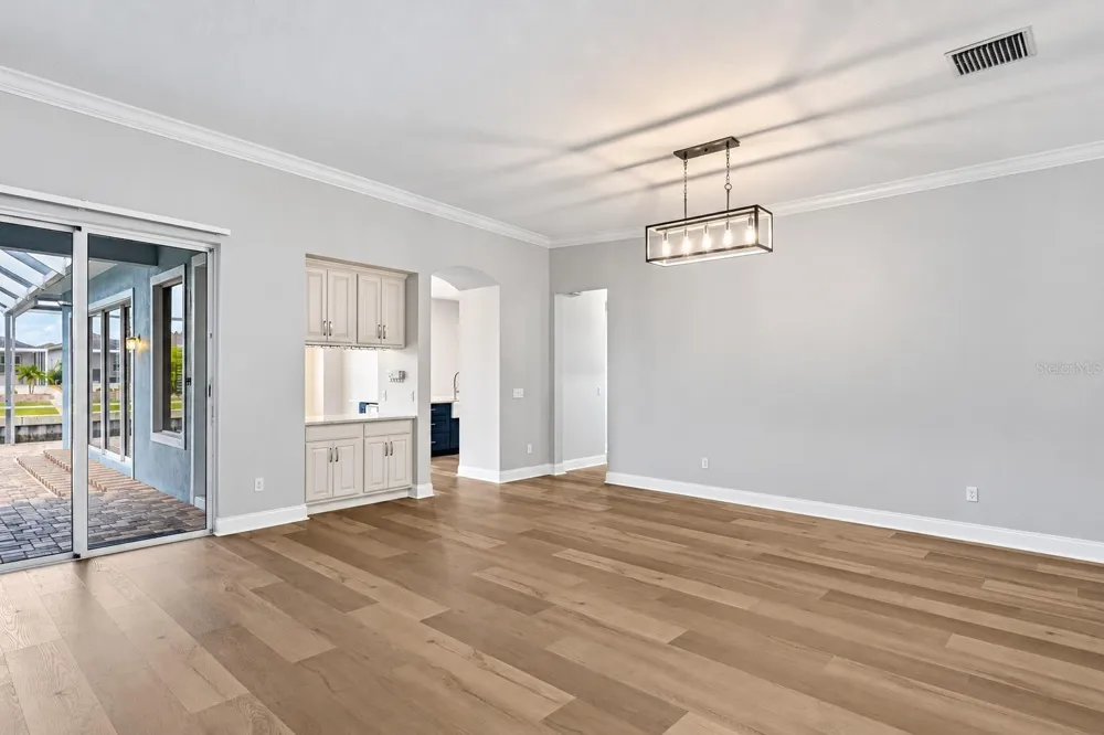 603 ISLEBAY DRIVE Apollo Beach, FL 33572