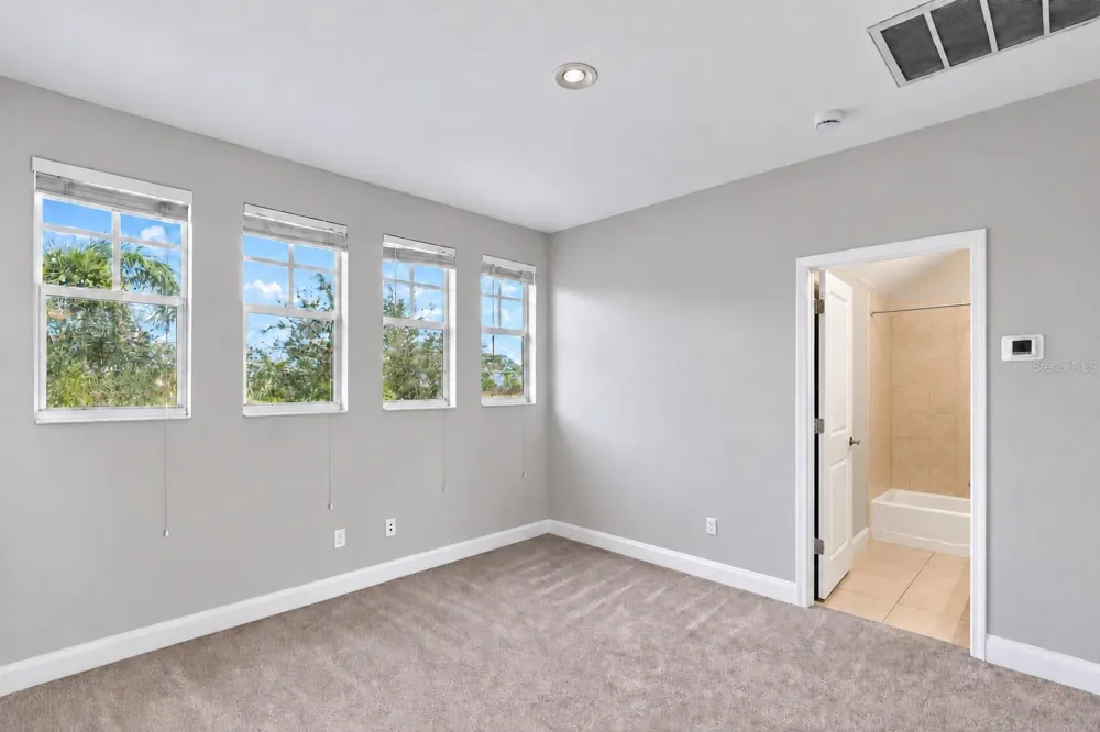 603 ISLEBAY DRIVE Apollo Beach, FL 33572