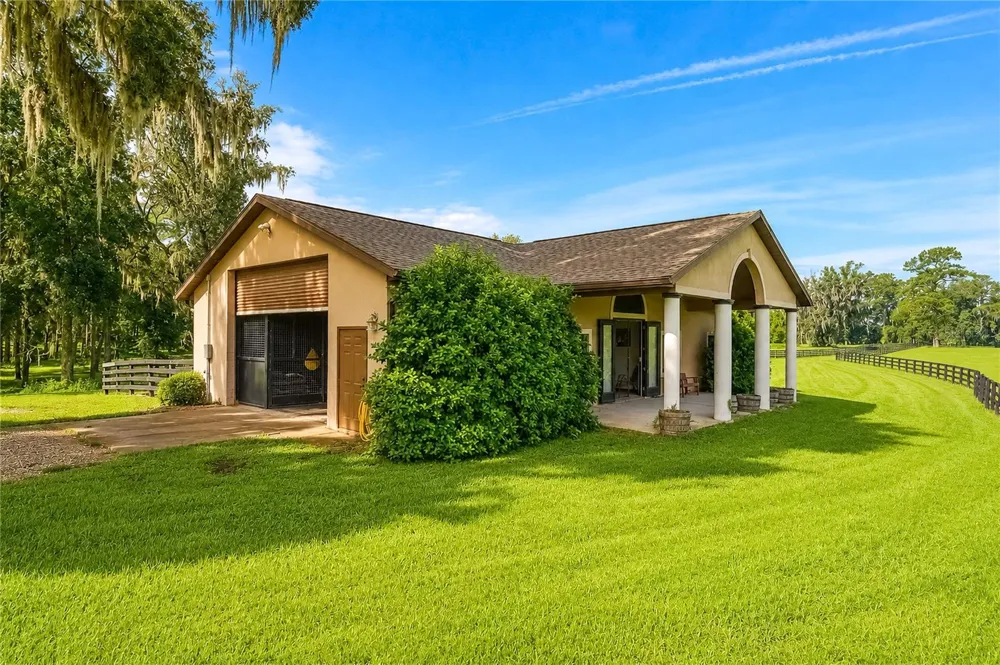 8568 NW 120TH STREET Reddick, FL 32686