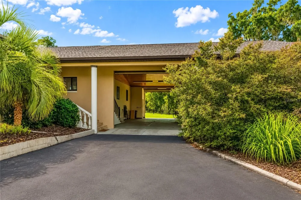 8568 NW 120TH STREET Reddick, FL 32686