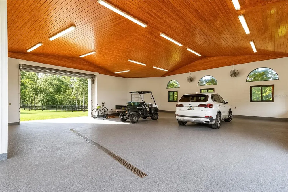 8568 NW 120TH STREET Reddick, FL 32686