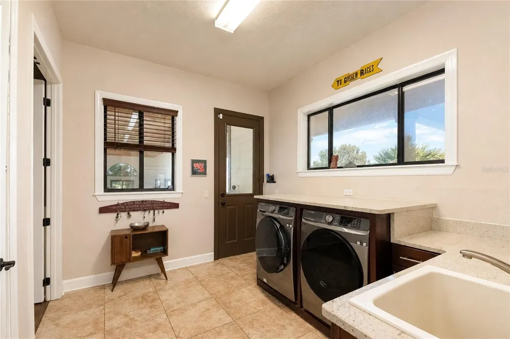 8568 NW 120TH STREET Reddick, FL 32686