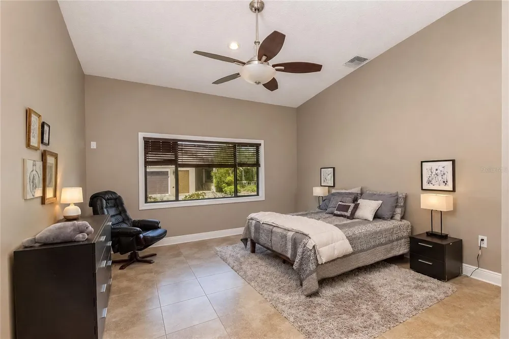 8568 NW 120TH STREET Reddick, FL 32686