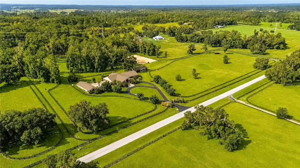 8568 NW 120TH STREET Reddick, FL 32686
