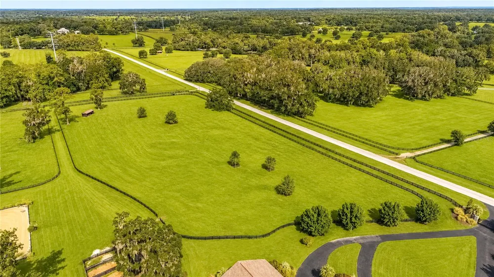 8568 NW 120TH STREET Reddick, FL 32686