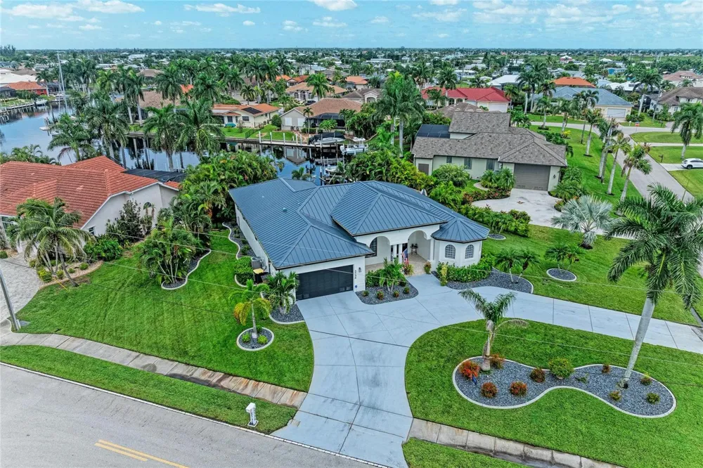 3736 WHIPPOORWILL BOULEVARD Punta Gorda, FL 33950