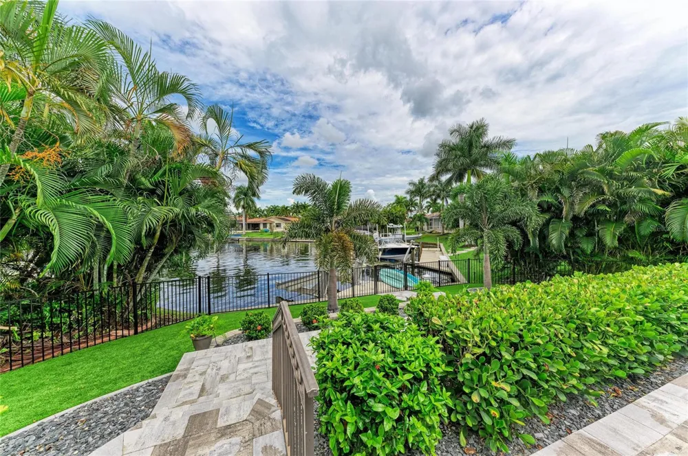 3736 WHIPPOORWILL BOULEVARD Punta Gorda, FL 33950