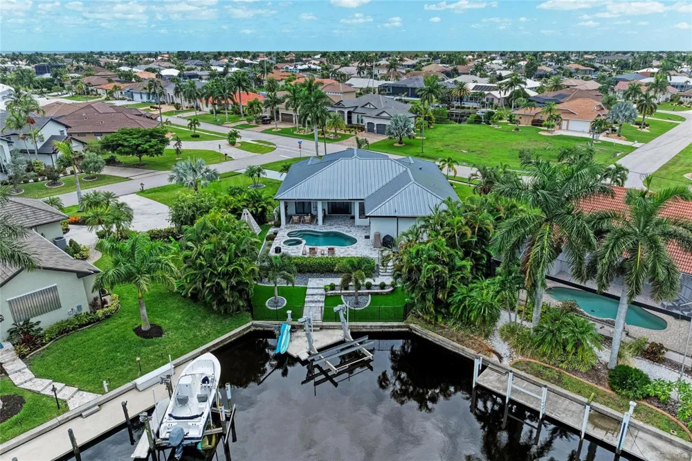 3736 WHIPPOORWILL BOULEVARD Punta Gorda, FL 33950