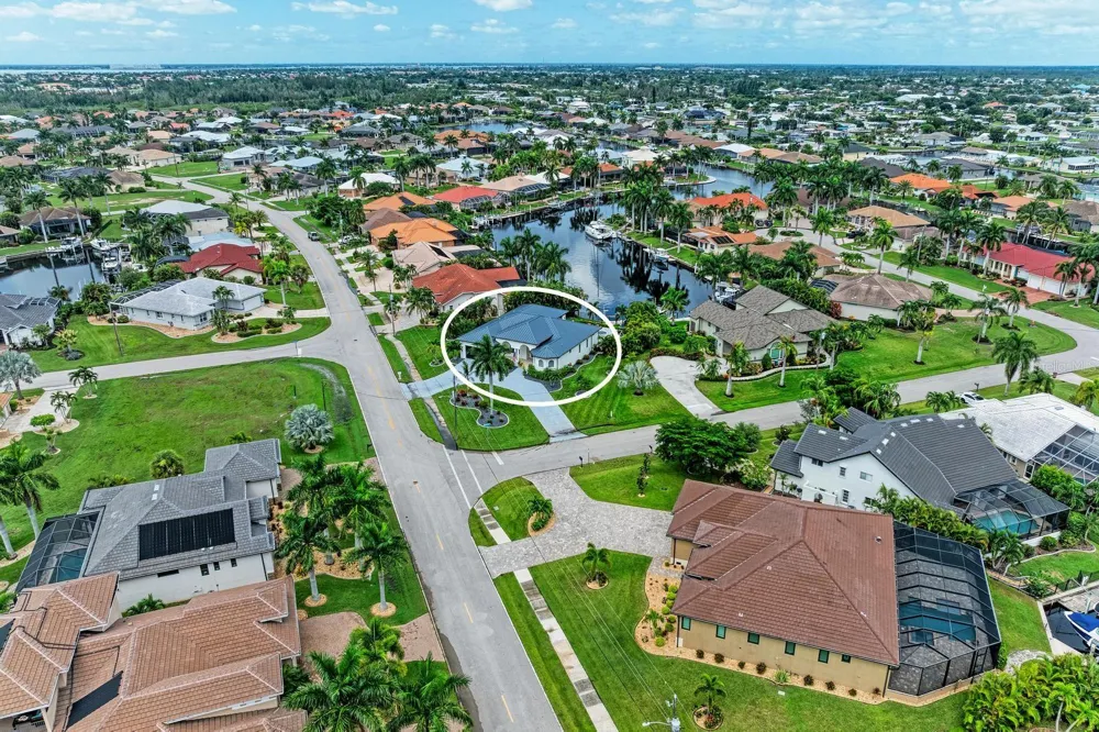 3736 WHIPPOORWILL BOULEVARD Punta Gorda, FL 33950