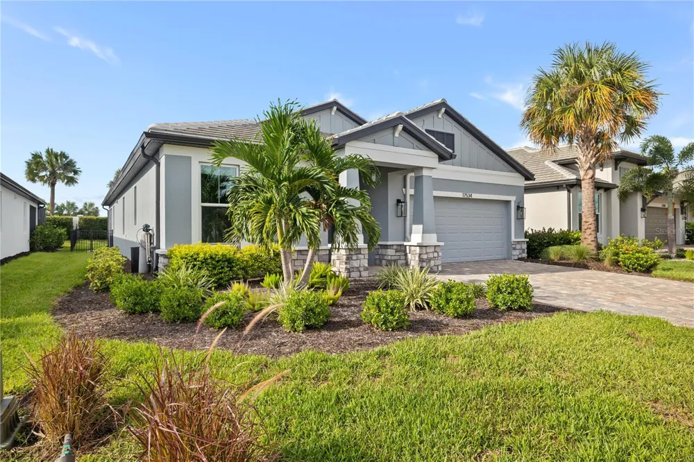 17534 SAVORY MIST CIRCLE Bradenton, FL 34211