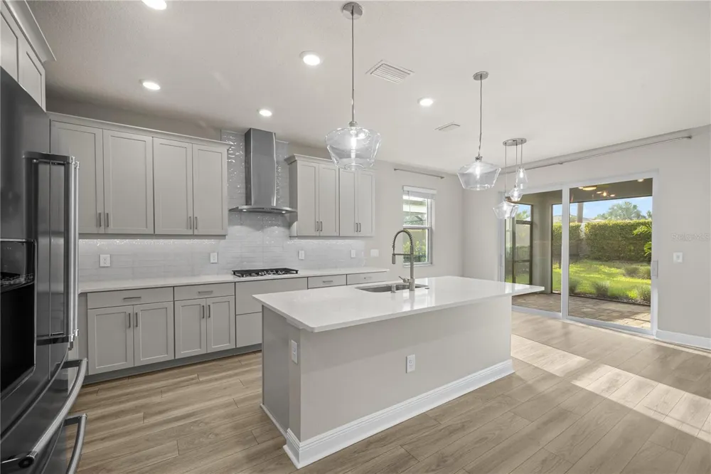 17534 SAVORY MIST CIRCLE Bradenton, FL 34211