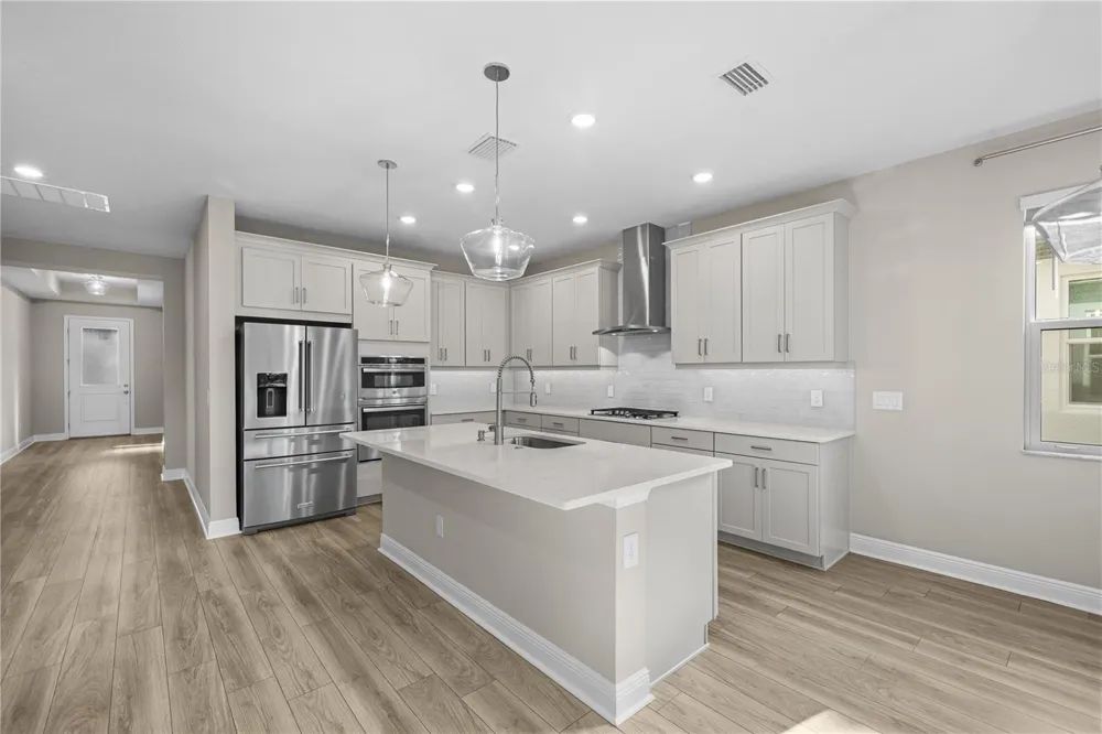 17534 SAVORY MIST CIRCLE Bradenton, FL 34211