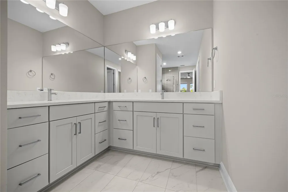 17534 SAVORY MIST CIRCLE Bradenton, FL 34211