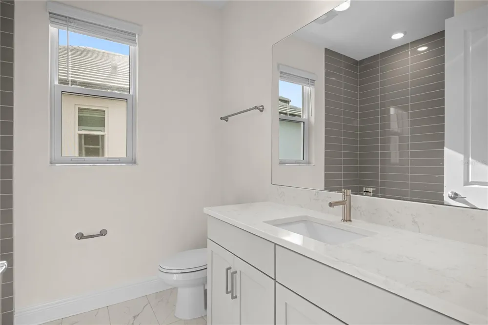 17534 SAVORY MIST CIRCLE Bradenton, FL 34211