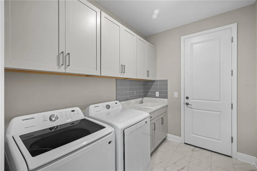 17534 SAVORY MIST CIRCLE Bradenton, FL 34211