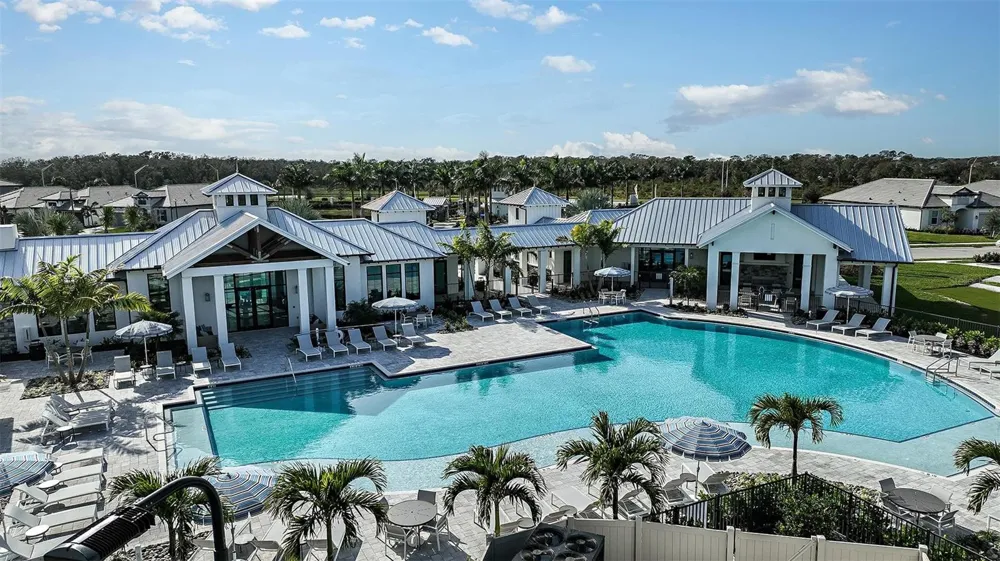17534 SAVORY MIST CIRCLE Bradenton, FL 34211