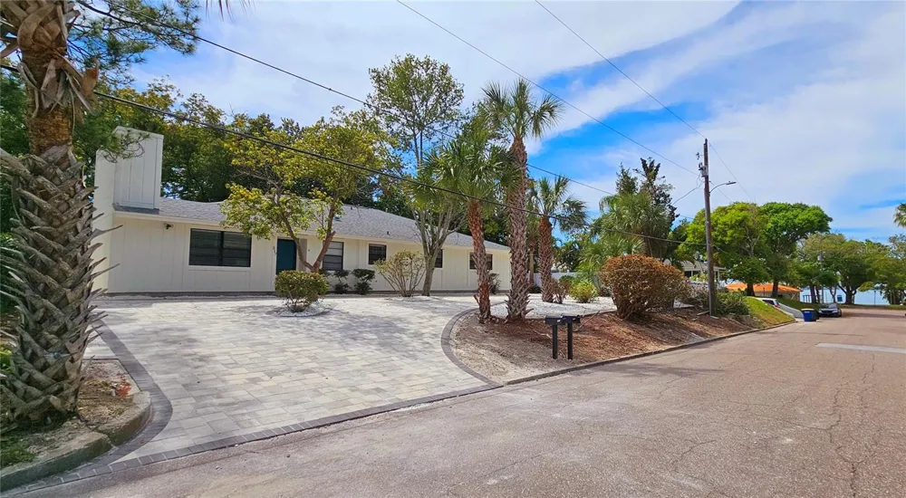 317 PLEASANT STREET Clearwater, FL 33755