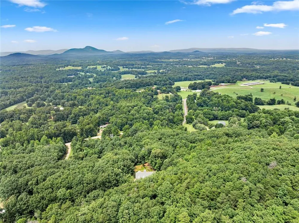 265 Lynda Lane Cleveland, GA 30528