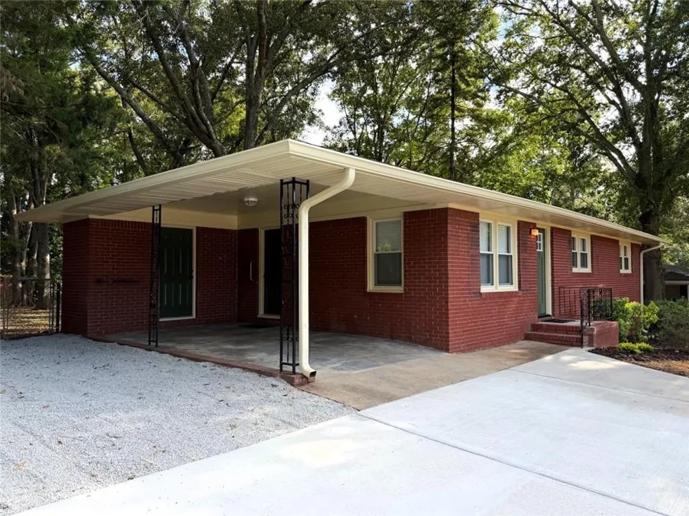 11601 Veterans Memorial Highway Douglasville, GA 30134