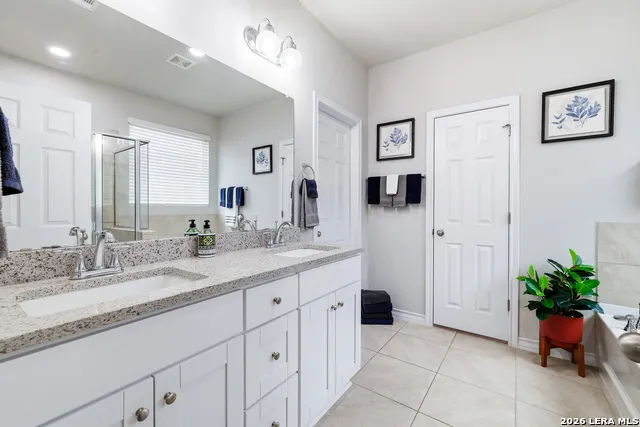 8628 Dove Pass San Antonio, TX 78254