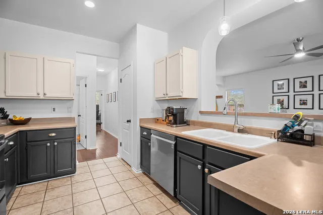 16911 REDHORSE PASS San Antonio, TX 78247