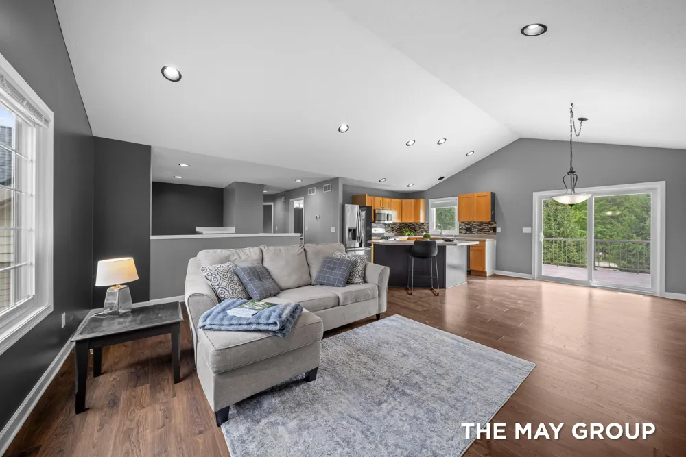 2021 Orchard Ridge Drive NW Grand Rapids, MI 49534