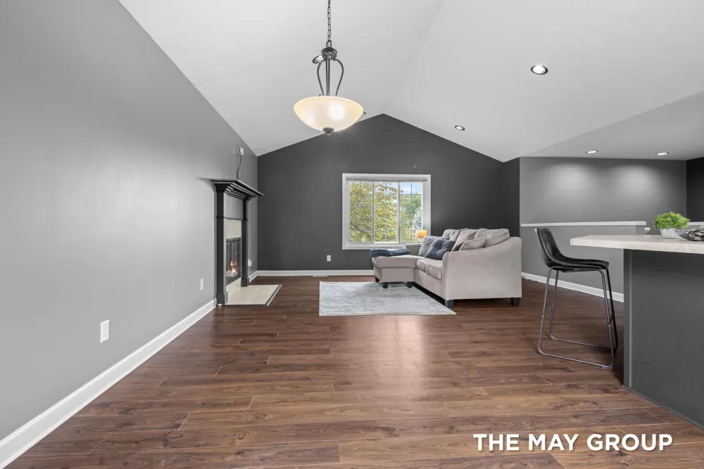 2021 Orchard Ridge Drive NW Grand Rapids, MI 49534