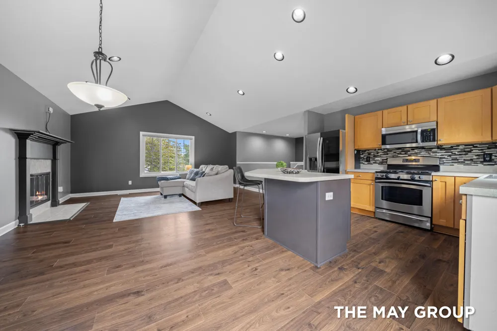 2021 Orchard Ridge Drive NW Grand Rapids, MI 49534