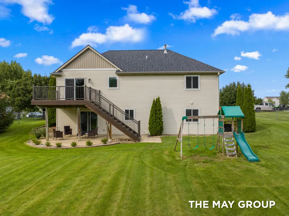 2021 Orchard Ridge Drive NW Grand Rapids, MI 49534