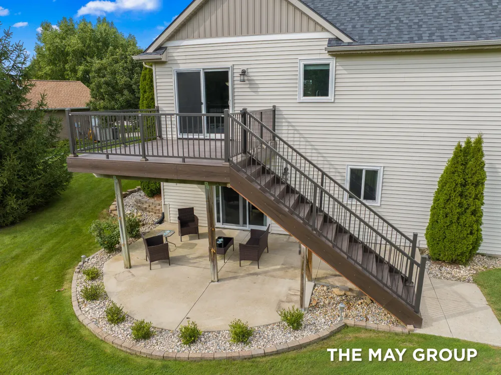 2021 Orchard Ridge Drive NW Grand Rapids, MI 49534