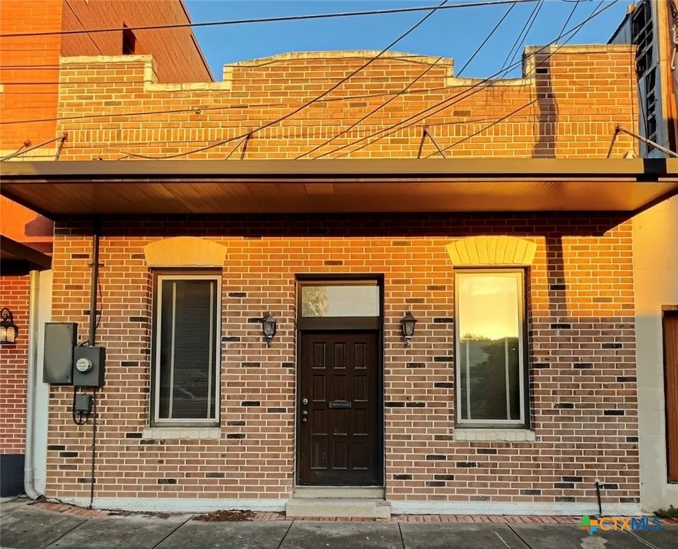204 Liberty Street Victoria, TX 77901