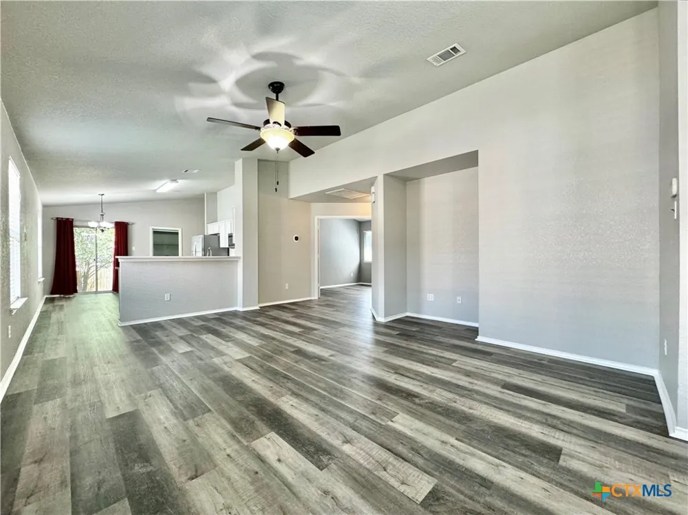 1014 Aiken Drive Leander, TX 78641
