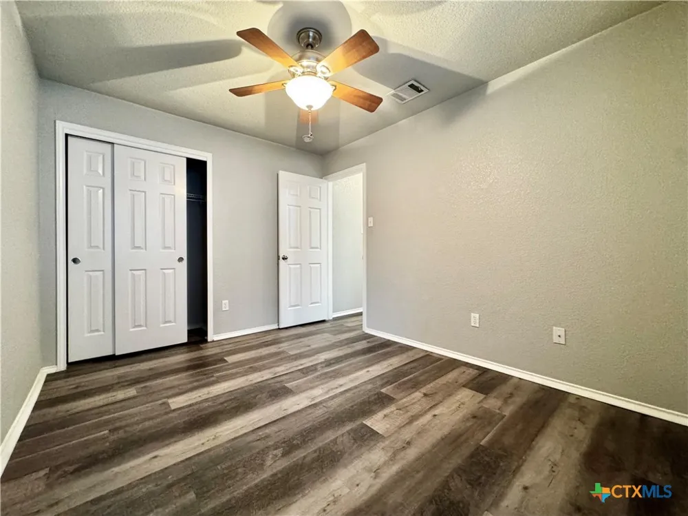 1014 Aiken Drive Leander, TX 78641