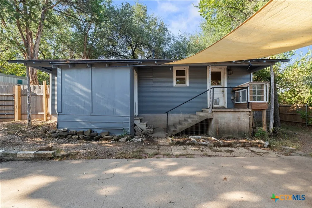140 E 15th Avenue Belton, TX 76513