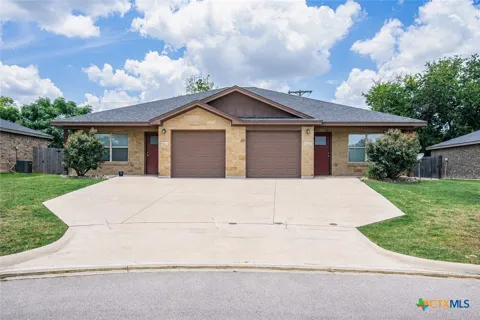 2611 Leroy Lane