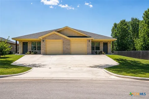 2541 Leroy Lane