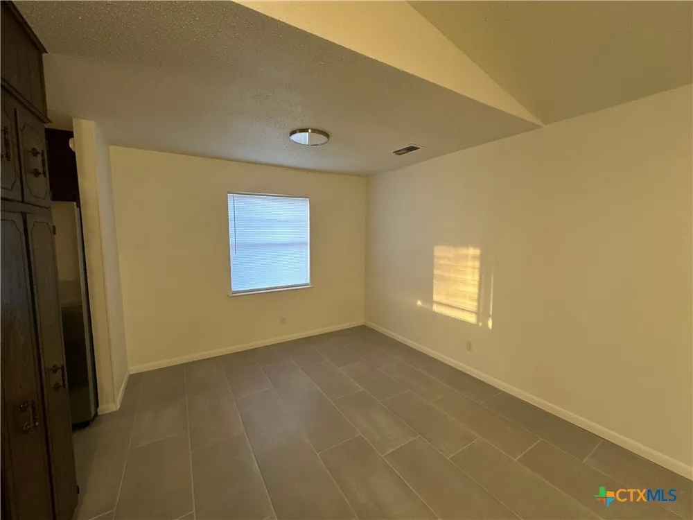 2207 Grandon Circle Killeen, TX 76541