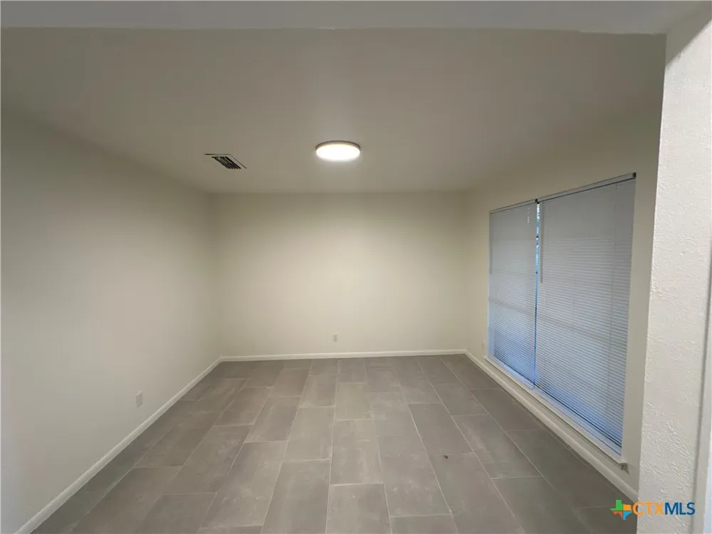 2207 Grandon Circle Killeen, TX 76541