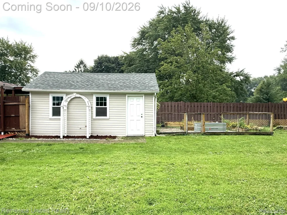 52431 Washington Street New Baltimore City, MI 48047